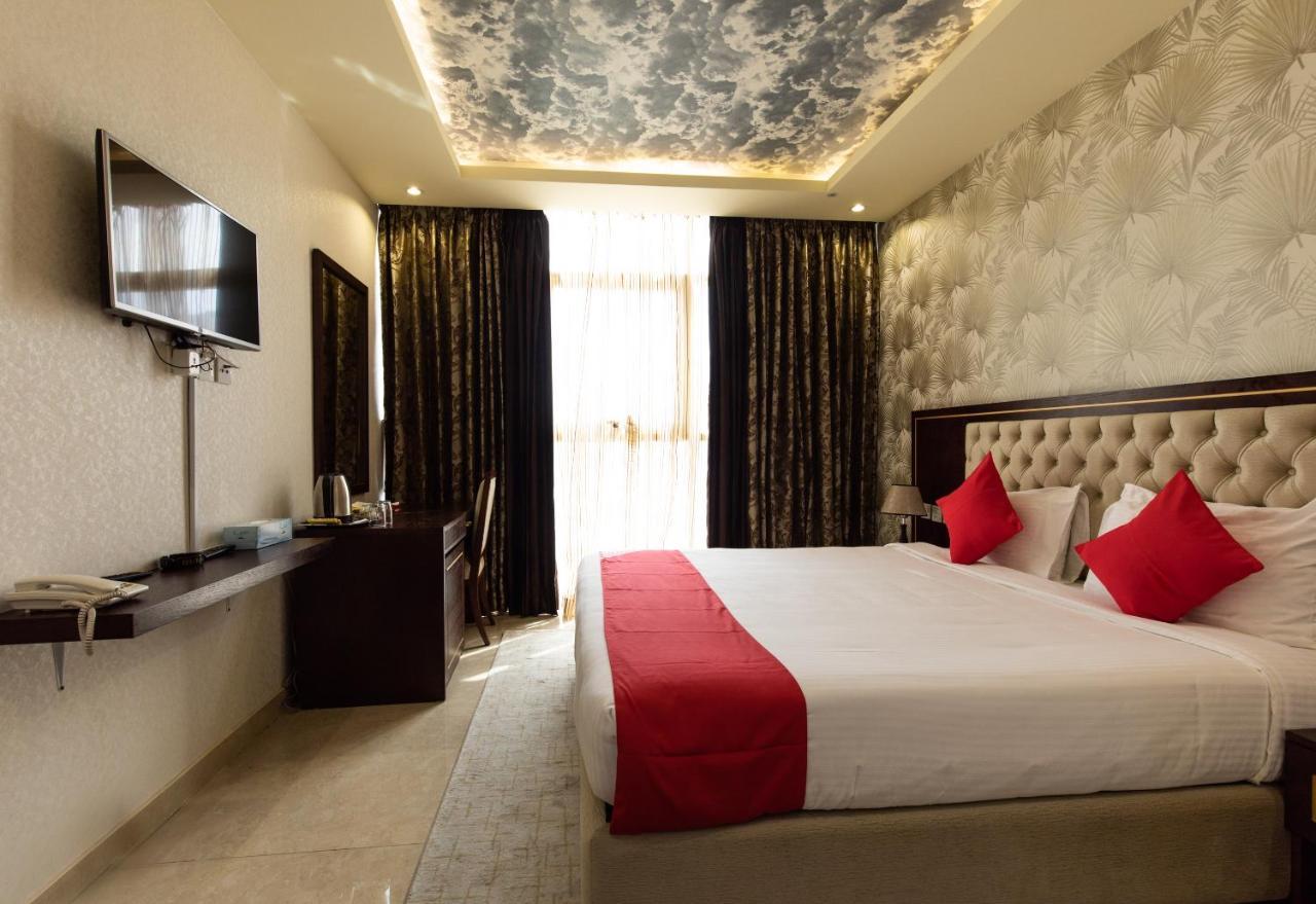 Voyage Hotel Dubaj Exteriér fotografie